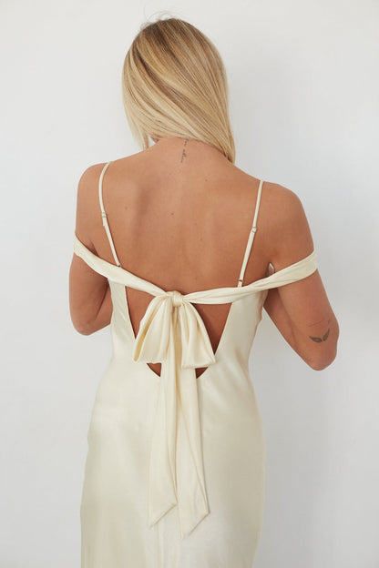Aileen Off the Shoulder Maxi Dress